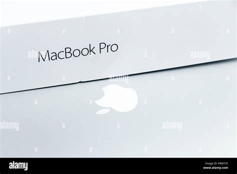 Apple Laptop Box High Resolution Stock Photography And Images Alamy