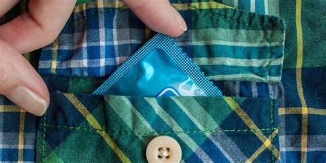 How To Use Condoms 12 Condom Facts You Need To Know
