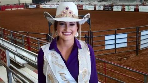 2017 miss rodeo america at four states fair miss rodeo america 2017 lisa lageschaar at the