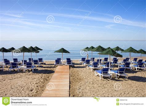 Doorzoek meer dan 200 nieuwbouw projekten in marbella en costa del sol. Marbella-Strand Auf Costa Del Sol In Spanien Stockfoto ...