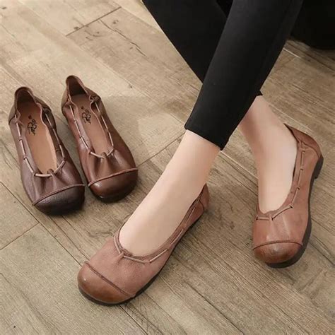 Women Loafers Leather Casual Shoes Retro Women Flats Slip On Spring