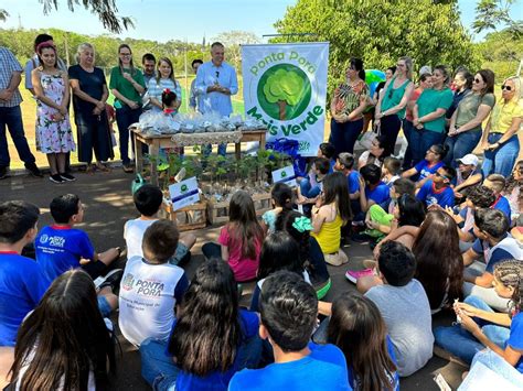 Prefeitura De Ponta Por Distribui Mudas No Dia Mundial Da Rvore