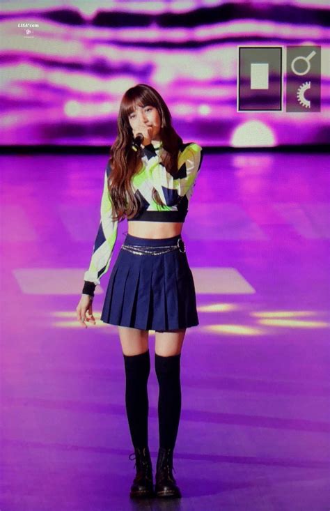 Lisa💖💖💖 In 2020 Stage Outfits Blackpink Girl Outfits
