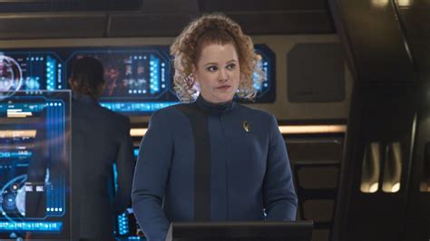 Star Trek Discovery Mary Wiseman On Tilly S Big Career Decision
