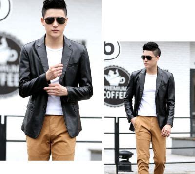 La veste en cuir pour homme est un accessoire de mode devenu incontournable depuis de nombreuses années déjà. Veste blazer en cuir pour homme rouge ou noir