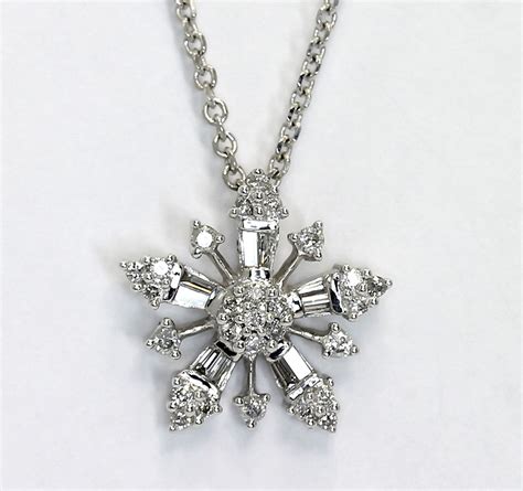 Diamond Snowflake Pendant Necklace 14k White Gold Round Brilliant