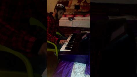 Instrumental cigano apresenta:quando um talentoso artista cigano toca com amor: Musica cigana de Fabinho a tocar piano - YouTube