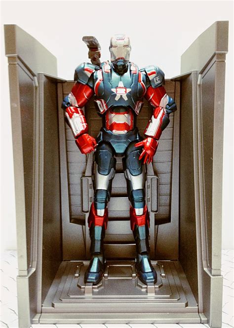Combos Action Figure Review Iron Patriot Iron Man 3 Marvel Select