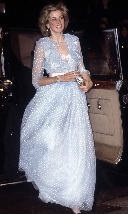 Fashion Icons Princess Dianas Spring Style Photo 1