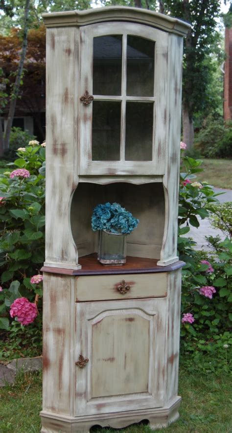 Hunt for antique & vintage antique hutch furniture and collectibles. Antique Corner China Cabinet - WoodWorking Projects & Plans