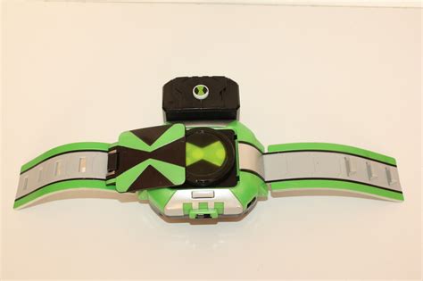 Kens Vintage Toys Ben 10 Omniverse Omnitrix Touch Watch Toy