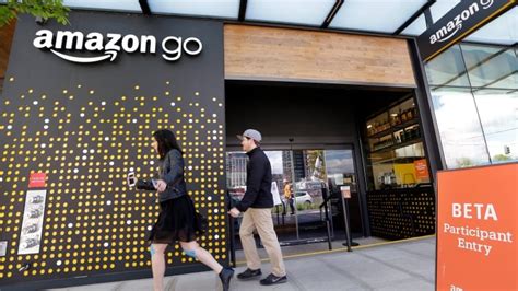 Amazons 1st High Tech Grocery Store Opens To The Public Cbc News