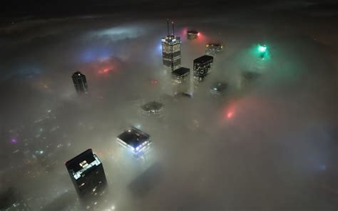 Cn Tower Toronto Engulfed In Fog Rtoronto