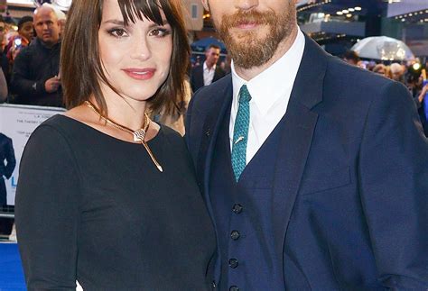 tom hardy s wife charlotte riley is pregnant bump photos