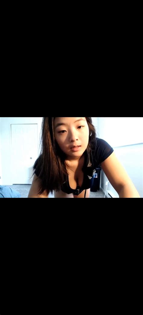 does anyone know the name of this asian cam girl r camgirl