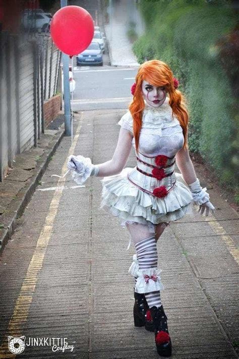 these pennywise cosplays will both intrigue and confuse you clown halloween costumes scary