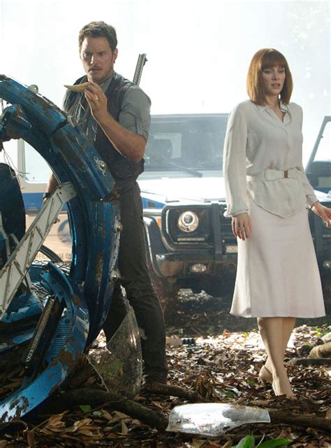 Bryce Dallas Howard Runs From Dinosaurs In Sensible Shoes In Jurassic