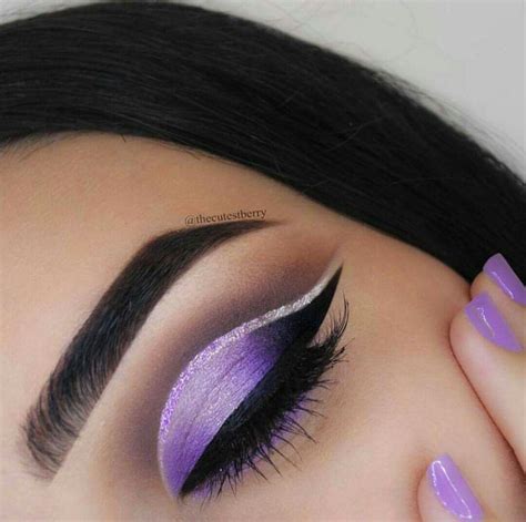Pin By Abc On Makeup Purple Makeup Makeup Quinceanera Makeup
