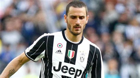 Benvenuti sulla pagina ufficiale di facebook di leonardo bonucci. Juventus-Fiorentina, Cuadrado e Bonucci chiedono scusa ai ...