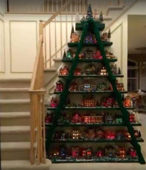 25 Christmas Ladder Decoration Ideas for the Holidays  Sunset Ladder