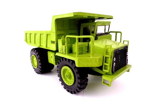 Nzg 163 Terex 33 07 Mining Dump Truck 140 Scale Construction Vehicle