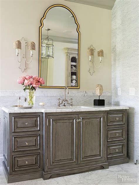 When it comes to bathrooms, white never goes out of style. Pin on Bathrooms