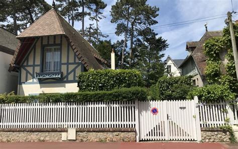 Votre abonnement a bien été pris en compte. Vente Villa Triangle d'or - Maison à vendre deauville
