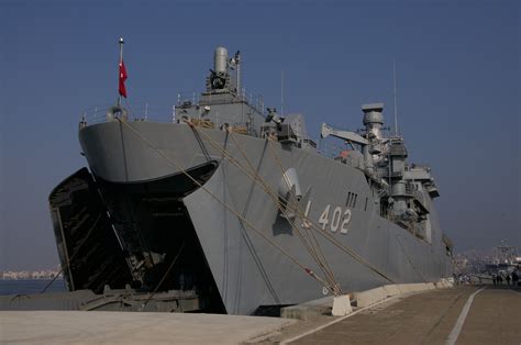 Türk Deniz Kuvvetlerinin Güç Çarpanı LST Gemileri Defence Turkey