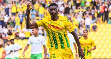 View his overall, offense & defense attributes, compare him with other players in the game. AS Saint-Etienne - FC Nantes : Randal Kolo-Muani : "On ...