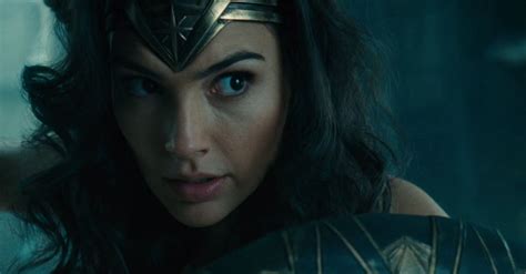 The First Wonder Woman Reactions Are Everything You Hoped For Huffpost