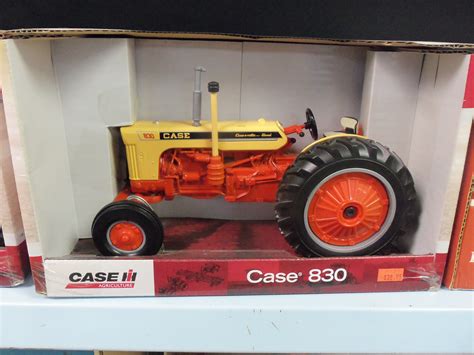116th Case 830 Toy Tractor Farm Toys New Farm Agriculture Cast Iron
