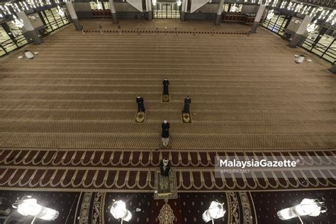 Doa selepas solat terawih/doa sebelum witir (makna) mp3 duration 2:43 size 6.22 mb / quran impact 7. Doa Selepas Solat Tarawih (Rumi beserta maksud) - Sii ...