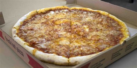 Memories Pizza In Indiana Receives Donations After Backlash Over Gay Weddings Stance Huffpost