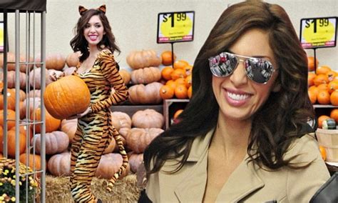 Teen Mom Star Farrah Abraham Tries On Sexy Halloween Costumes Daily Mail Online