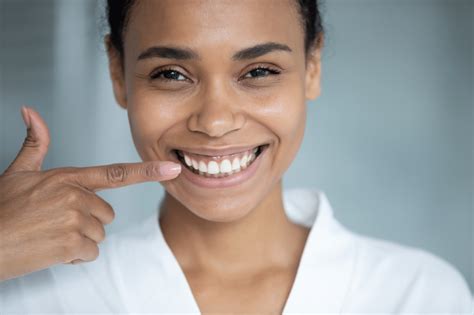 Teeth Whitening Vs Dental Veneers Genesis Dental Utah And Kansas Dentist