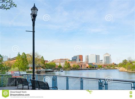 Wilmington Delaware Waterfront Stock Image Image Of District Office