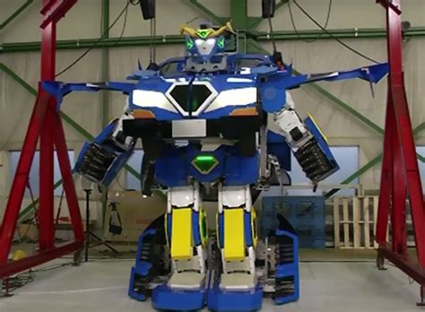 Japanese Engineers Create A Real Life Transformer Wow Video Ebaums