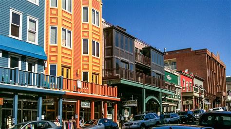 15 Beautiful Main Streets In America You Will Want To Move To