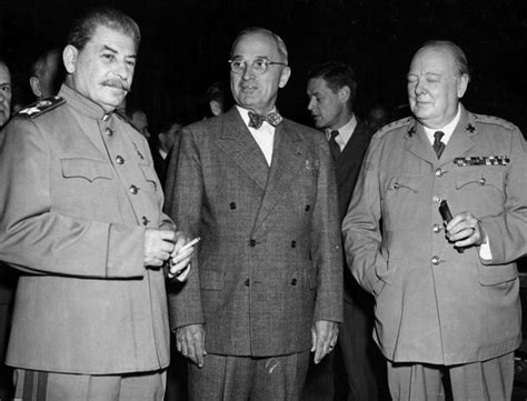 Sie gilt weltweit als symbol für den endpunkt des zweiten weltkrieges und den ausbruch des kalten. File:Potsdam conference 1945-3.jpg - Wikimedia Commons