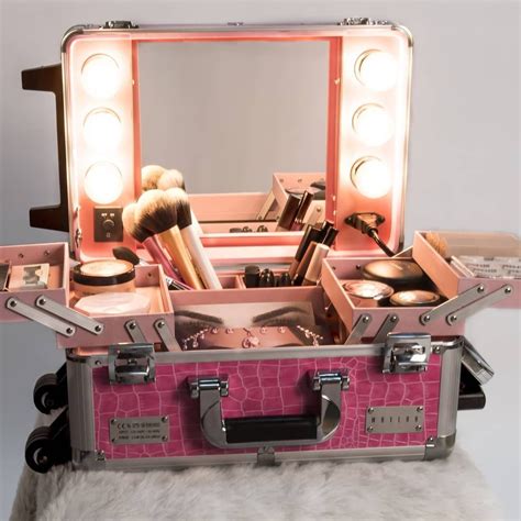 Best 12 Makeup Case With Lights For Travel Rolling Makeup Case Makeup Case Professional