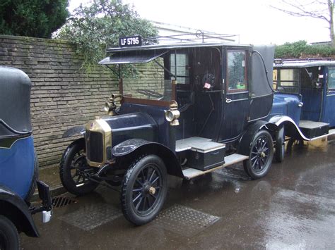 Herb gordon's auto world inc. 1912 UNIC taxi LF 5795 | Vintage London Taxis | Pinterest