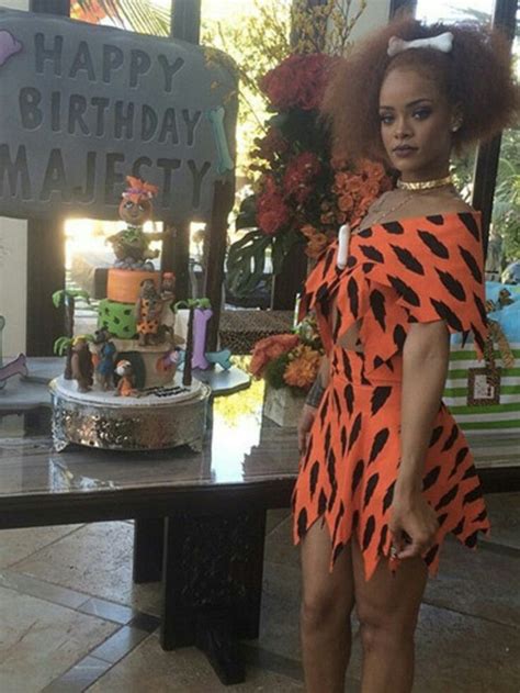 Pin By Shrina Sanchez On Rihanna Style Celebrity Fancy Dress Costumes