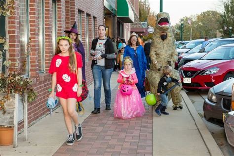 Downtown Trick Or Treat