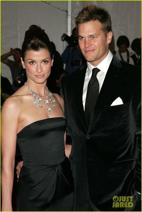 Bridget Moynahan Reacts To Reading About Shirtless Tom Brady In A
