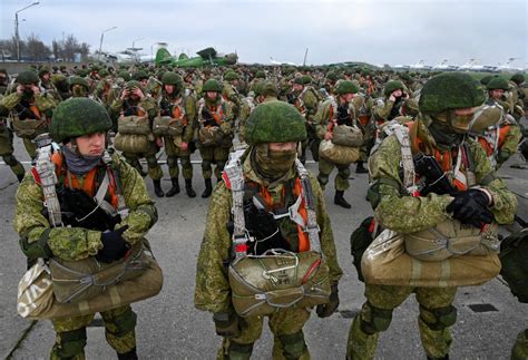 Russia Has A Problem Its Paratroopers Vastly Outnumber Its Supply Of