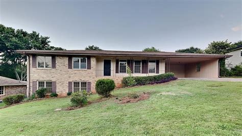 1376 Fall River Dr Conyers Ga 30013 ®