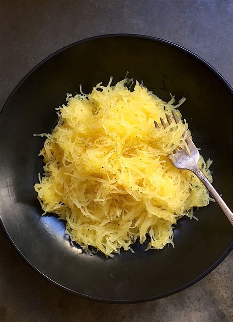 How To Cook Spaghetti Squash In The Microwave In Just A Few Easy Steps