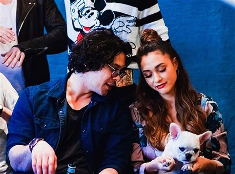 Bob Morley And Lindsey Morgan At Spacewalkers Con Face Your Demons