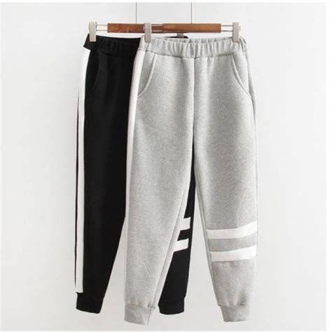 Tersedia training pants dengan harga murah dan berkualitas, jaminan uang kembali 100% di bukalapak. Adidas list jogger wanita trackpant cewe celana training ...