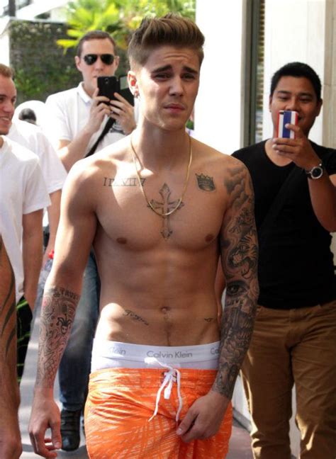 Justin Bieber Grabs His Penis While Walking Around The Cannes Film